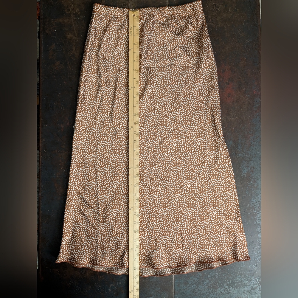 Brown Patterned Women's Skirt - Picture 4 of 7